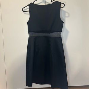 LAUNDRY By Shelli Segal Black cocktail dress Size 4 petite